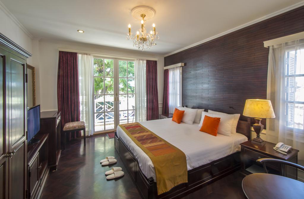 Le Bouton D'Or Boutique Hotel Тхахек Стая снимка