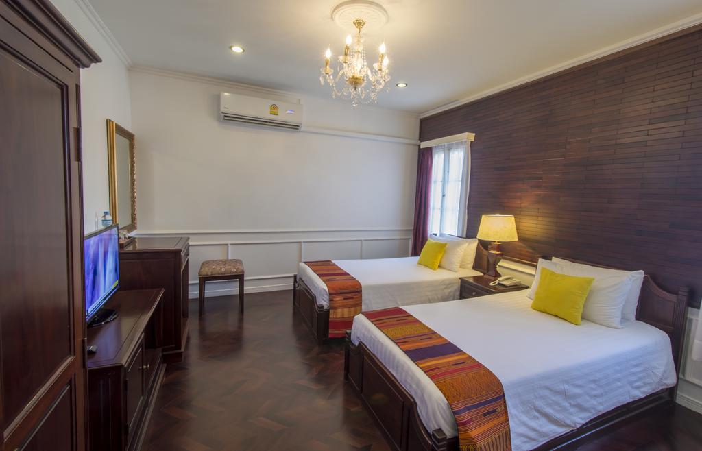 Le Bouton D'Or Boutique Hotel Тхахек Стая снимка