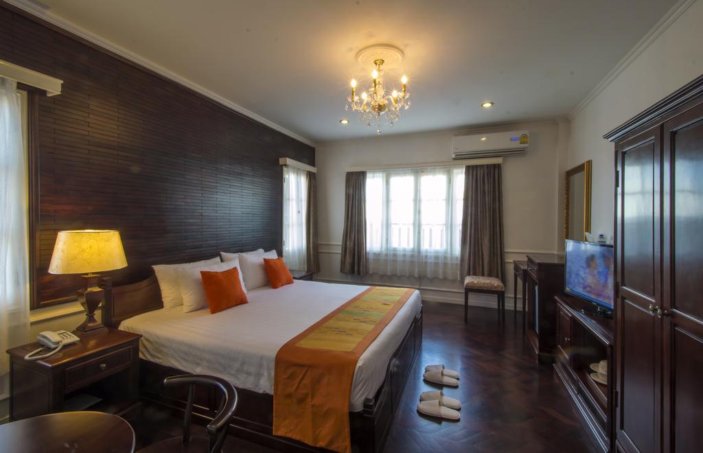 Le Bouton D'Or Boutique Hotel Тхахек Стая снимка