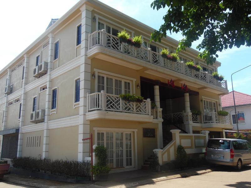 Le Bouton D'Or Boutique Hotel Тхахек Екстериор снимка